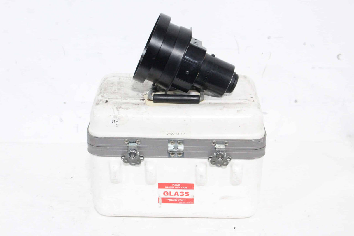 Christie 121-119102-XX 1.5x F1.8-2.3 F=17-26mm Short Throw Zoom Projector Lens in Hard Carrying Case (1688-320)|Christie 121-119102-XX 1.5x F1.8-2.3 F=17-26mm Short Throw Zoom Projector Lens in Hard Carrying Case (1688-320)|||||||