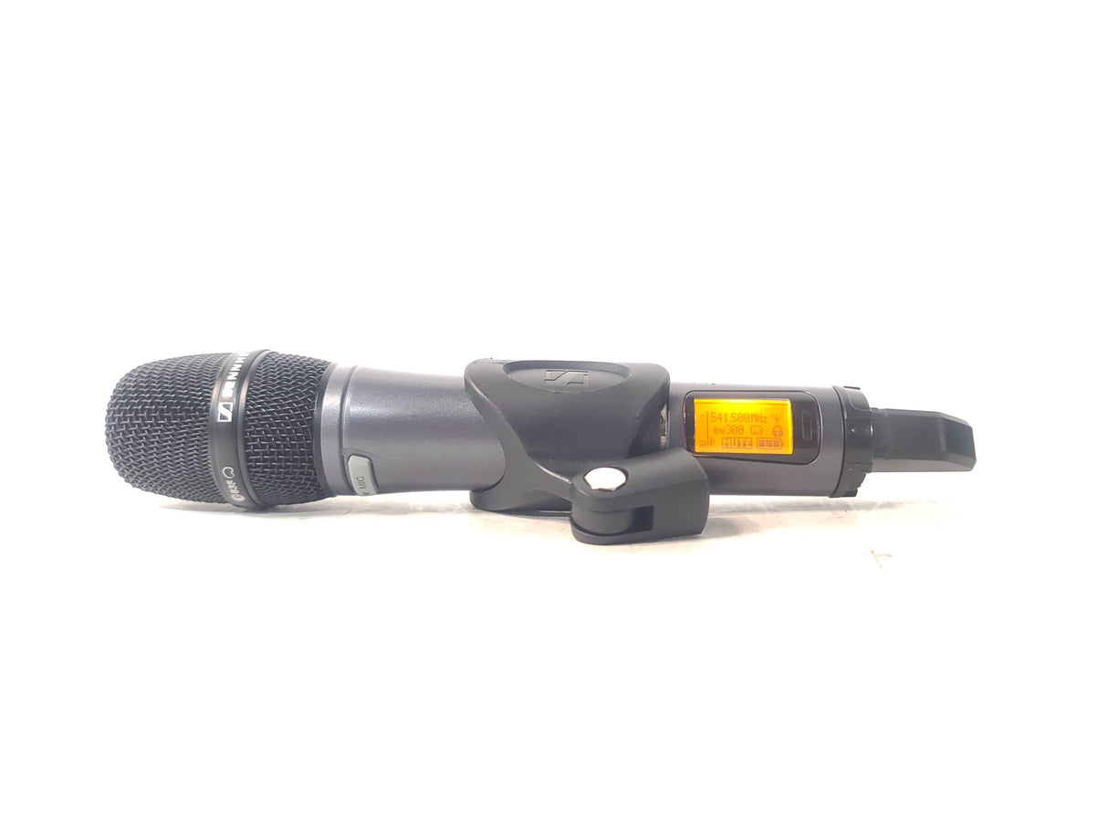 Sennheiser SKM 300 Handheld Transmitter (A: 516 - 558 MHz) w/ E835 Mic Capsule, & Mic Clip