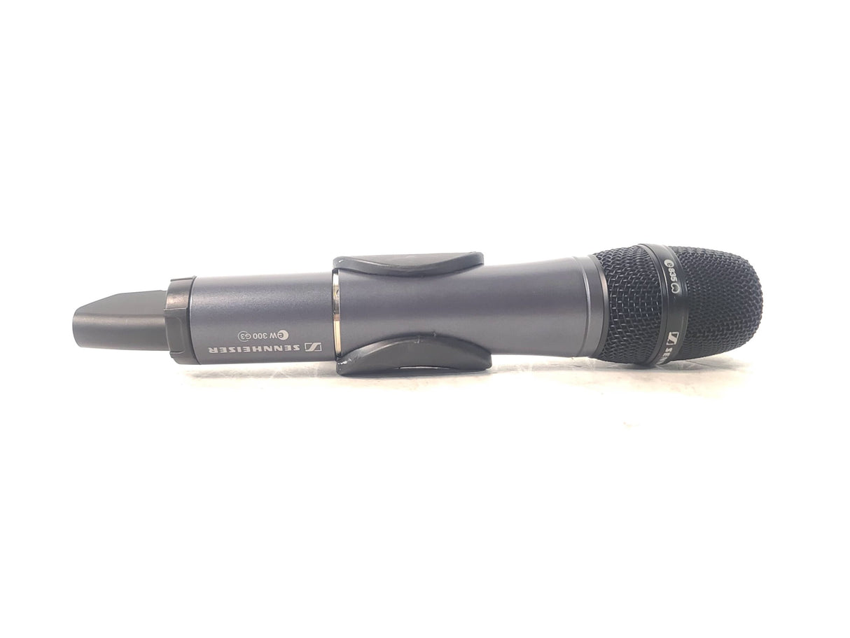 Sennheiser SKM 300 Handheld Transmitter (A: 516 - 558 MHz) w/ E835 Mic Capsule, & Mic Clip