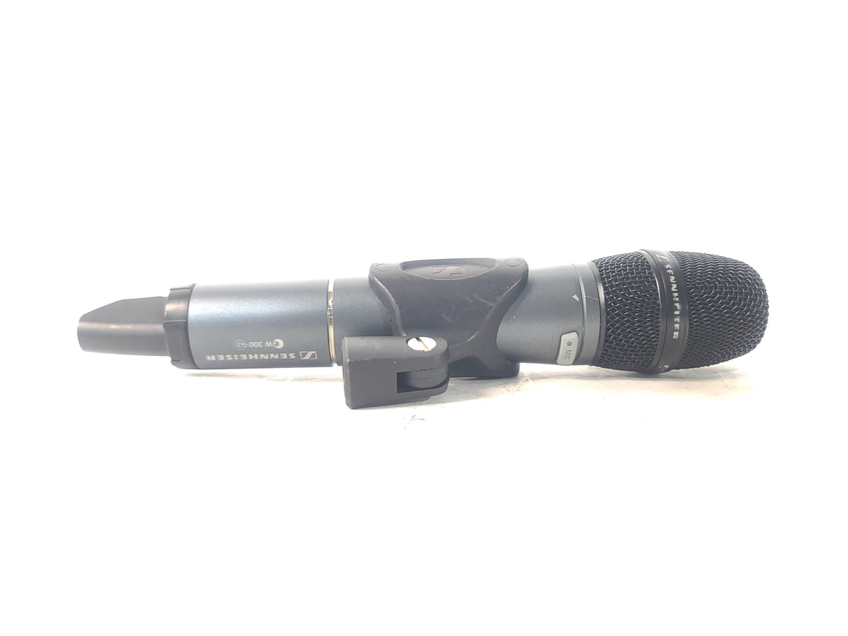 Sennheiser SKM 300 Handheld Transmitter (A: 516 - 558 MHz) w/ E835 Mic Capsule, & Mic Clip