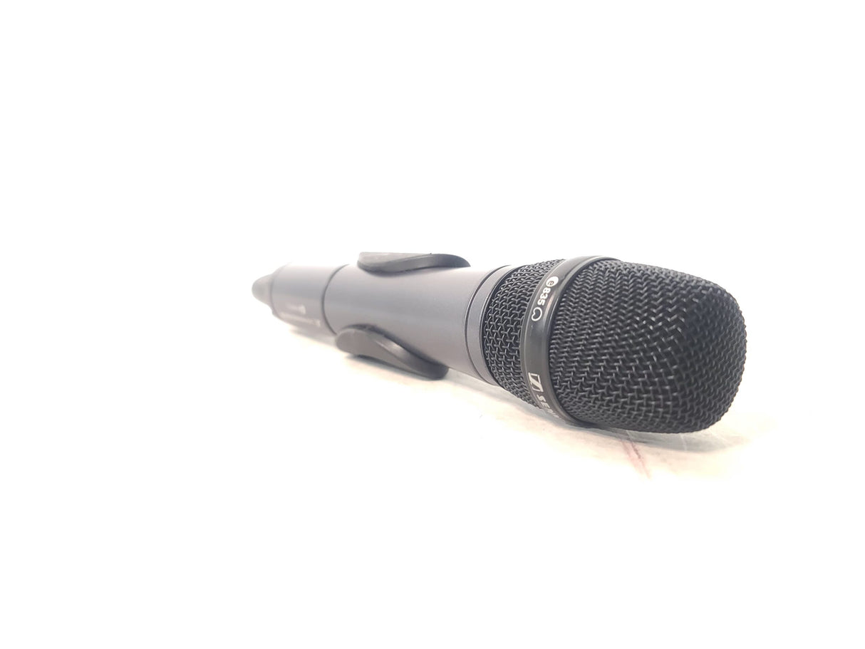 Sennheiser SKM 300 Handheld Transmitter (A: 516 - 558 MHz) w/ E835 Mic Capsule, & Mic Clip