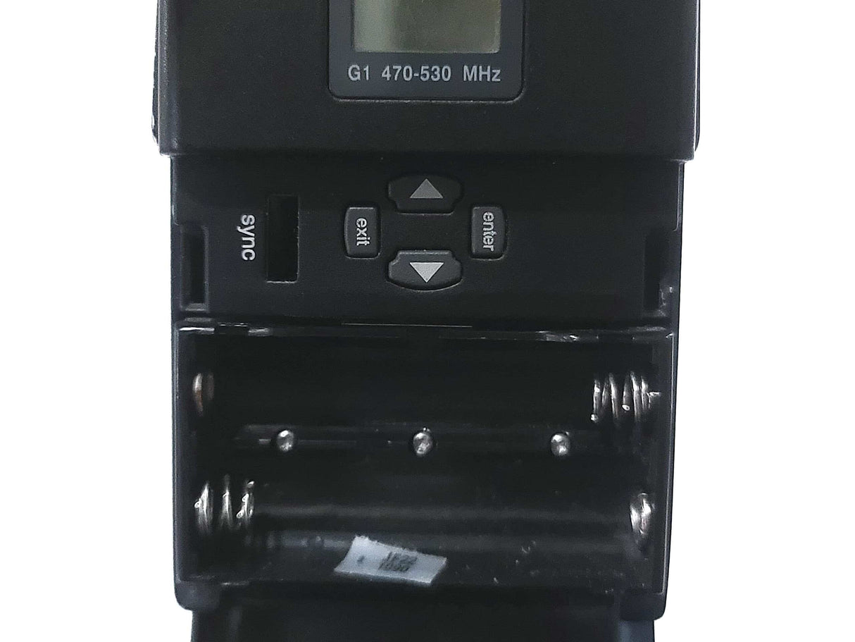 Shure UR1 Wireless Bodypack Transmitter (G1: 470 - 530 MHz) w/ (1) Antenna