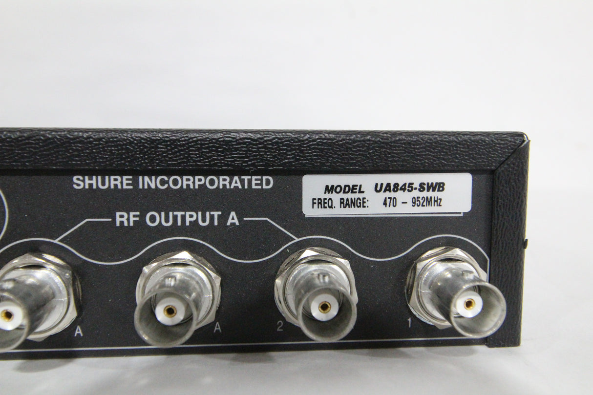 Shure U845 UHF Antenna Distribution System