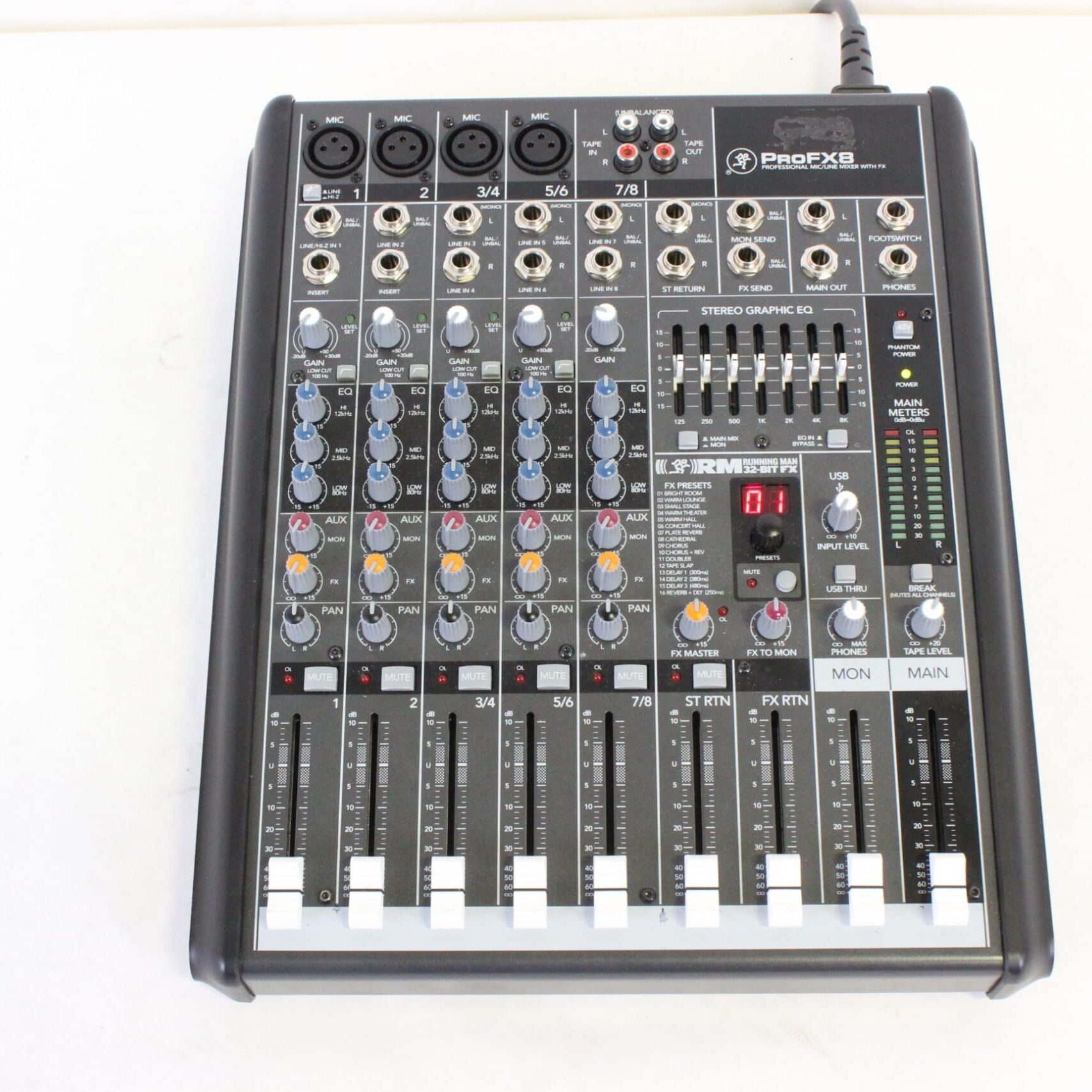 Mackie ProFX8 Professional Compact Mixer w/ Hard Case