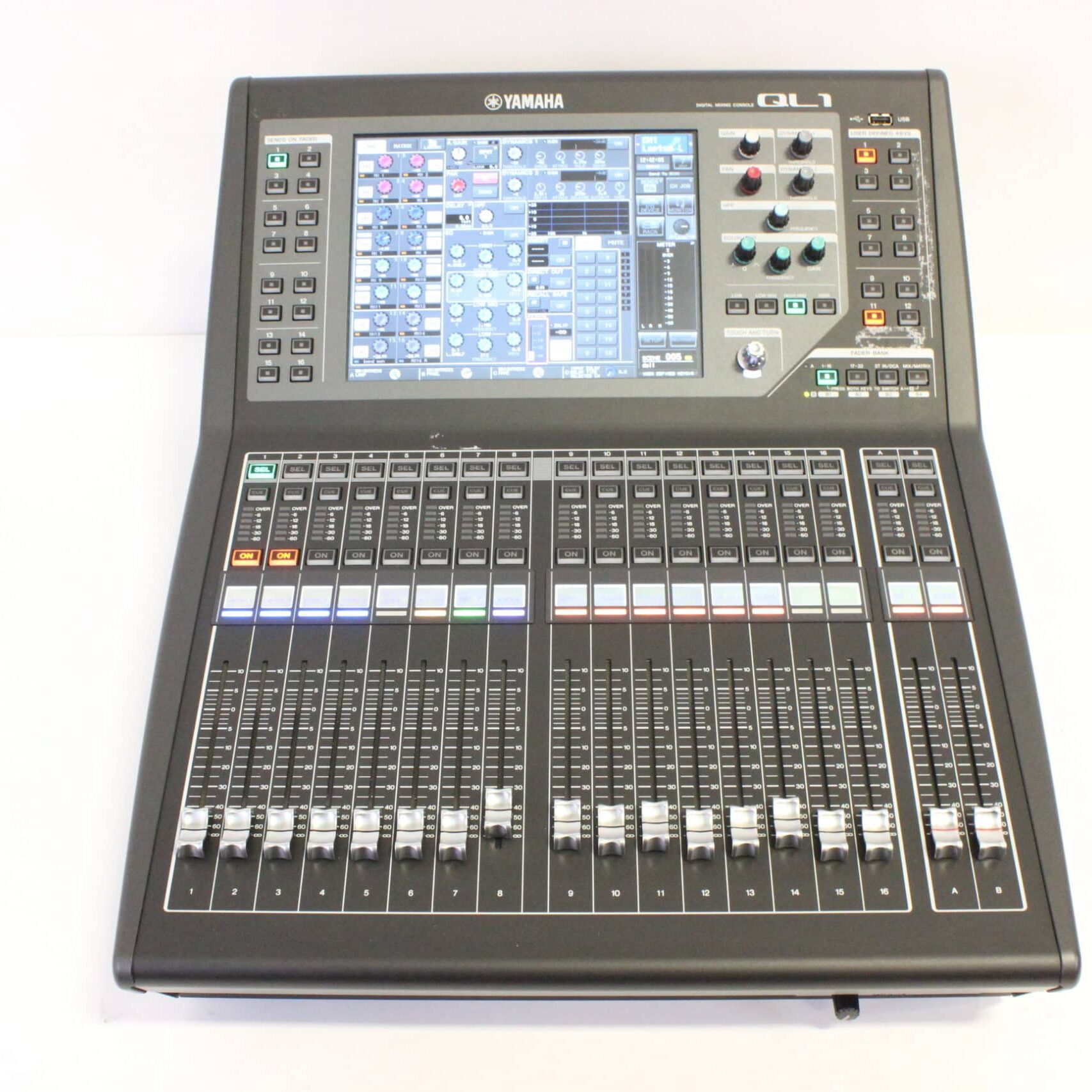 Yamaha QL1 16-Input 8-Output 32-channel Digital Mixing Console