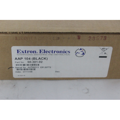 extron-aap-104-four-gang-av-connectivity-mounting-frame-box2