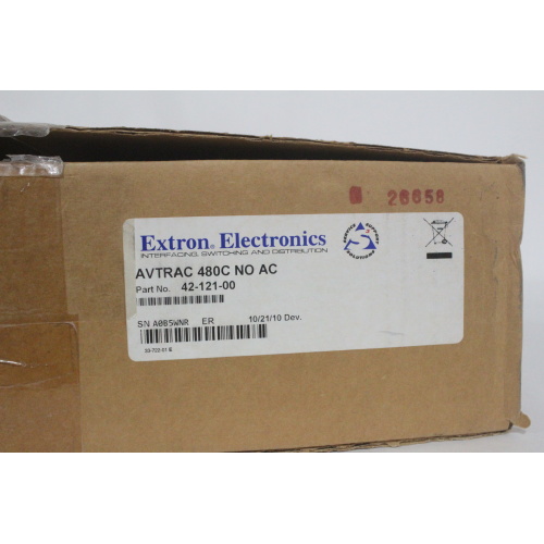 extron-avtrac-480c-low-profile-floor-mont-raceway-system-for-power-data-+-av-connectivity-box1