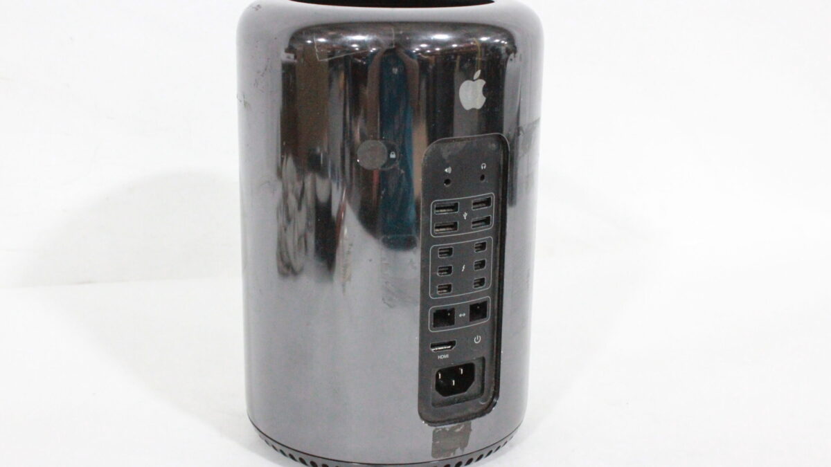 Apple Mac Pro Model A1481 3.5GHz 6-Core (Late 2013) · AVGear