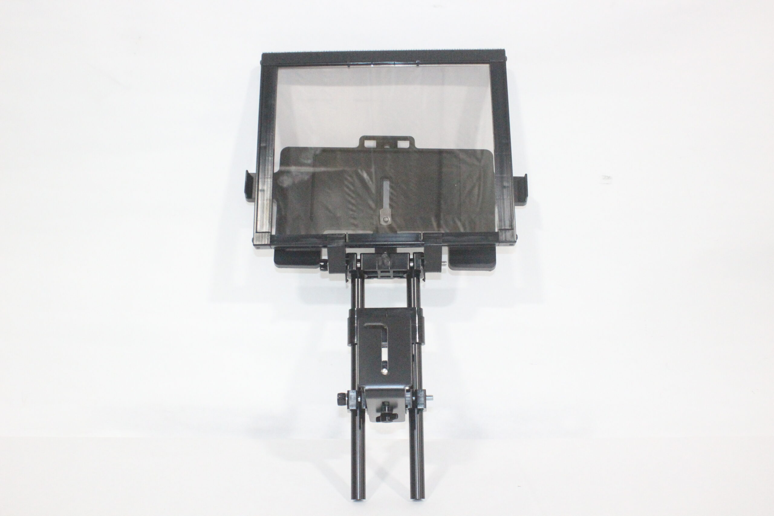 Caddie-Buddy-Glass-Teleprompter-Gen-3-With-Manual-iphone-ipad-mount-1-1-scaled.jpg