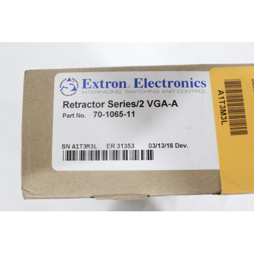 Extron Retractor Series 2 VGA -A - 4