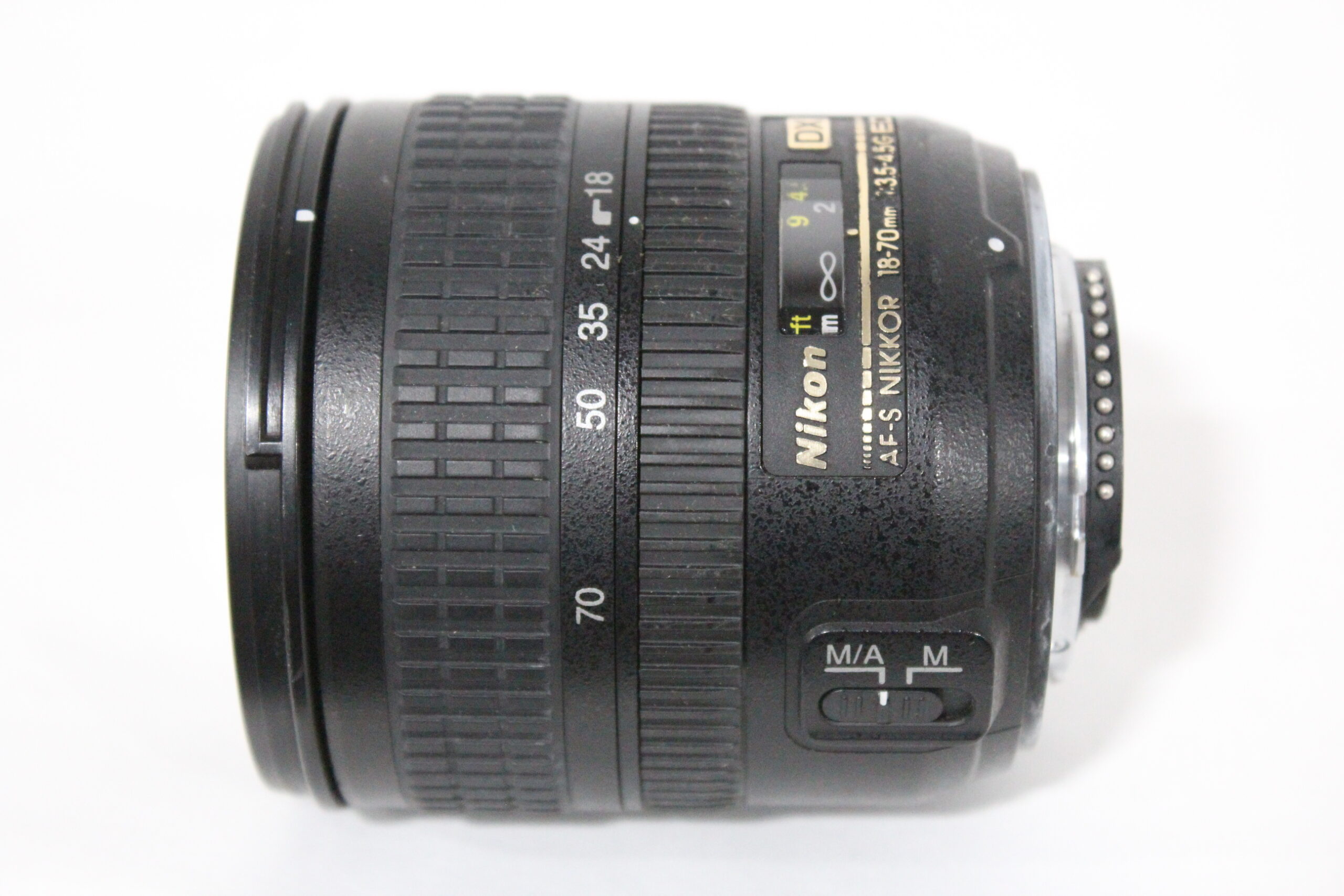 Nikon AF-S DX Zoom-NIKKOR 18-70mm f/3.5-4.5G IF-ED Camera Lens