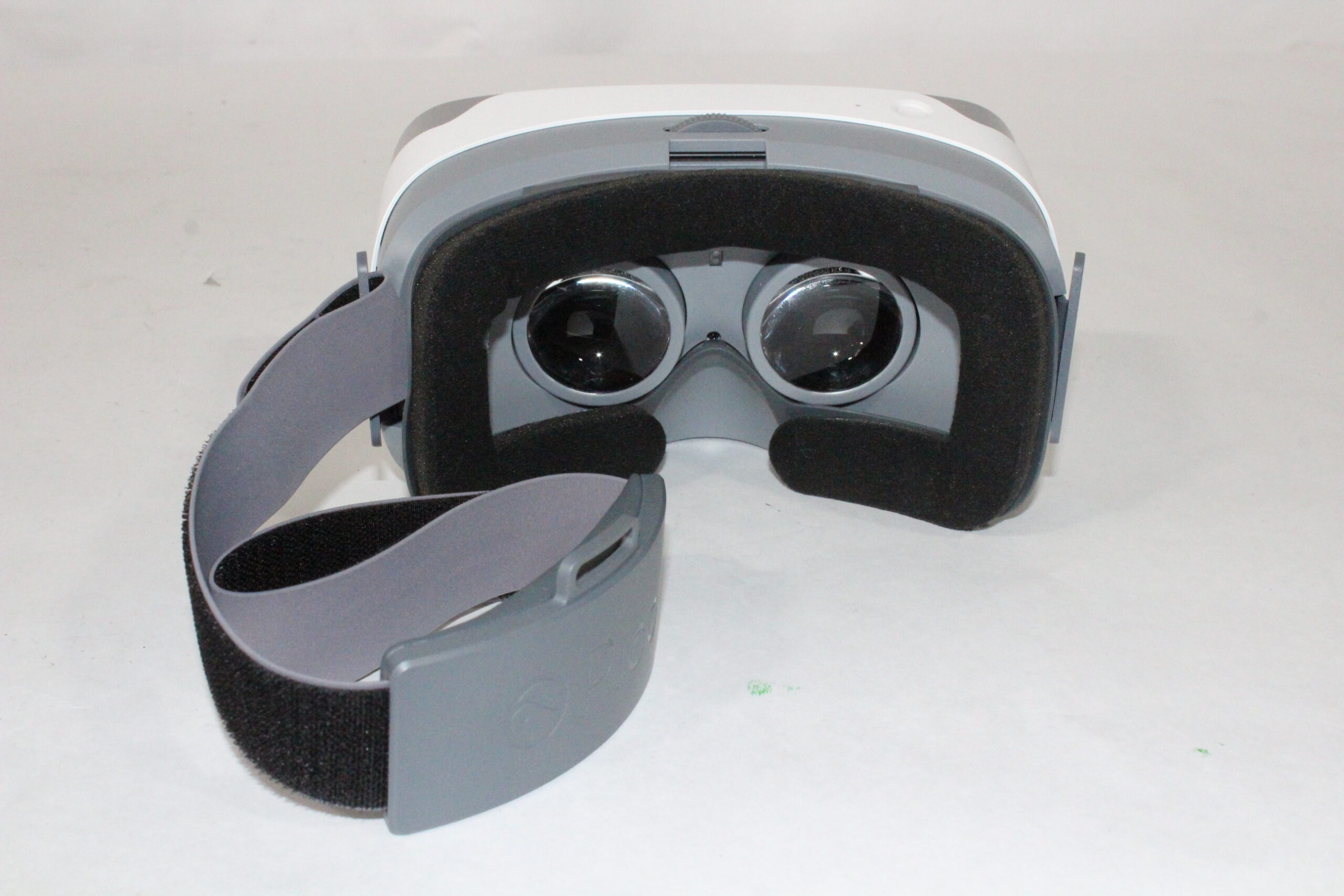 Pico Interactive Goblin VR Headset