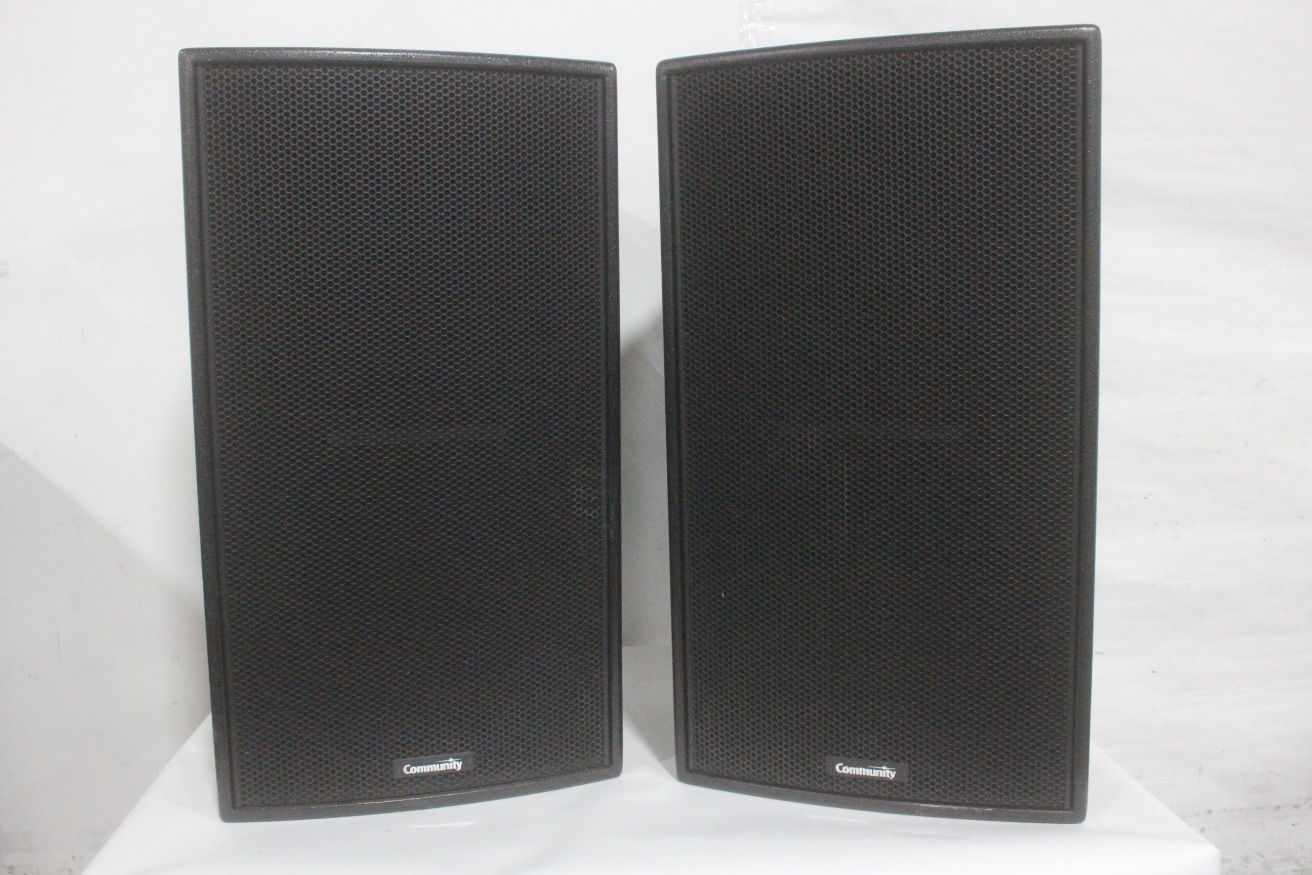 (2) Community Veris 2 V2-3564 Passive 3-Way Loudspeaker · AVGear