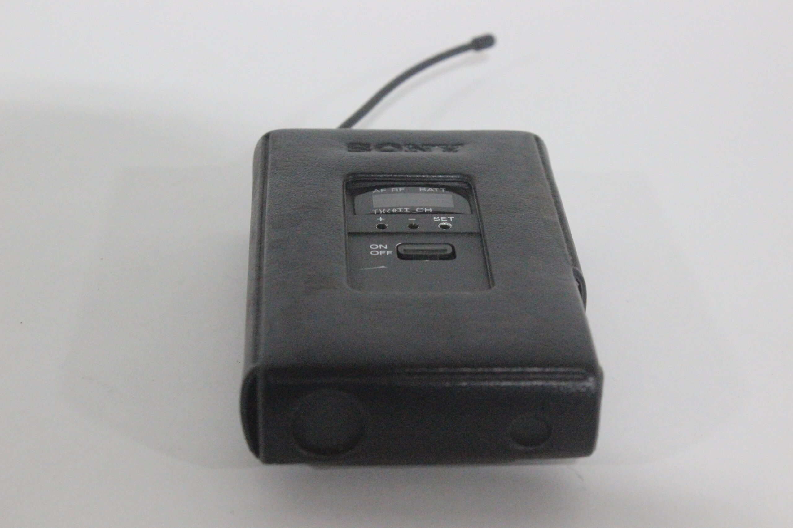 Sony WRT-820A UHF Synthesized Transmitter w/ Black protective pouch ...