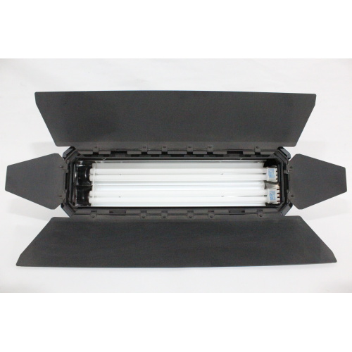 ARRI Studio Cool 2 Dual Switch Fluorescent Fixture - 2