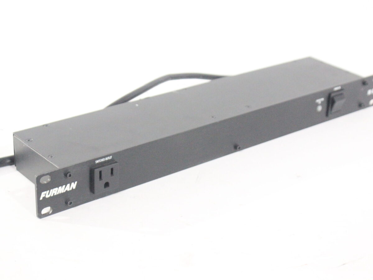 Furman M-8x2 Power Line Conditioner and Surge Protector