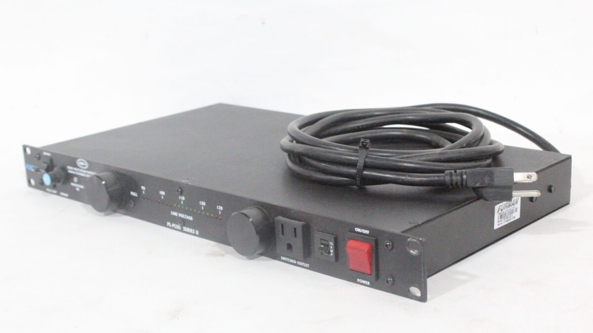 Furman PL-Plus Series II Power Conditioner w/Voltmeter (DAMAGED)