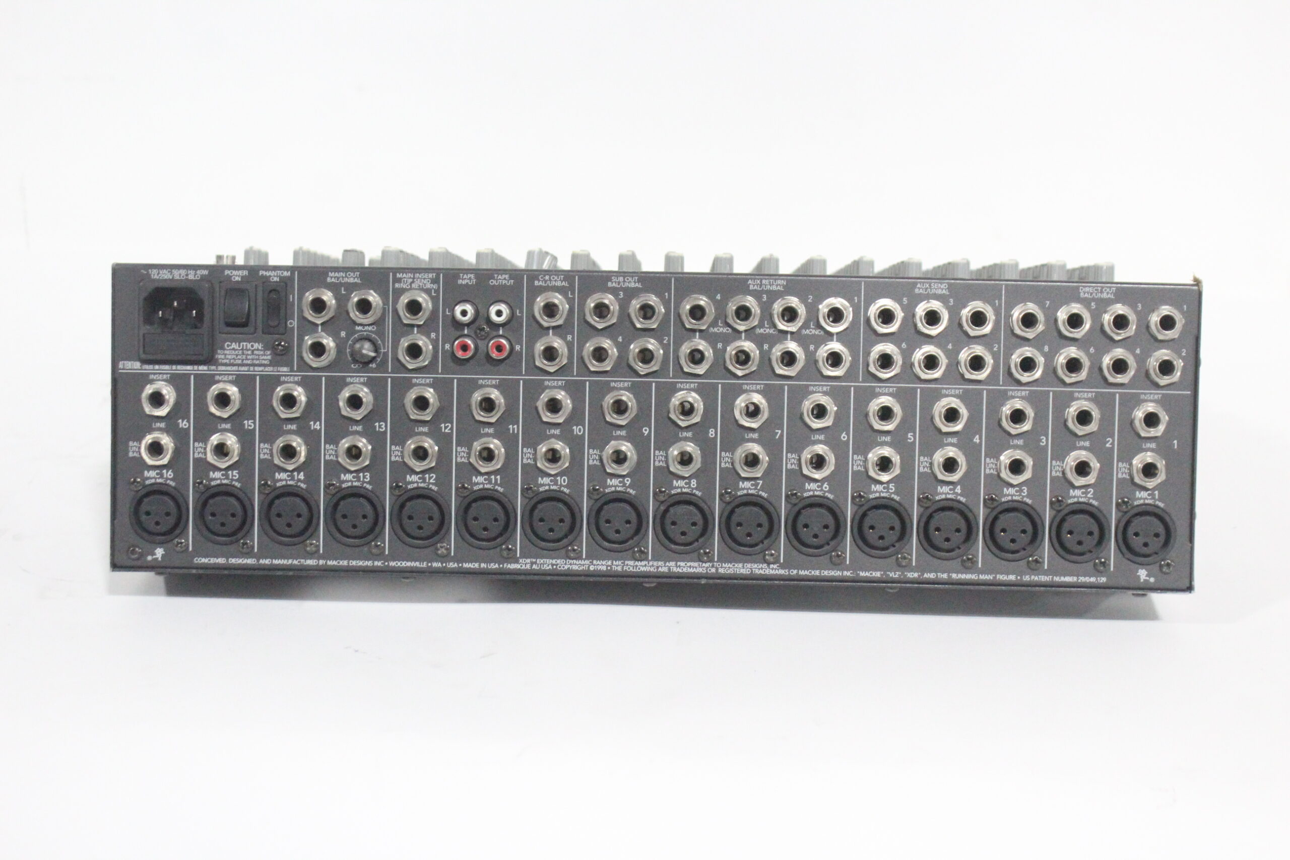 Mackie 1604-VLZ Pro 16-Channel Mic / Line Mixer · AVGear