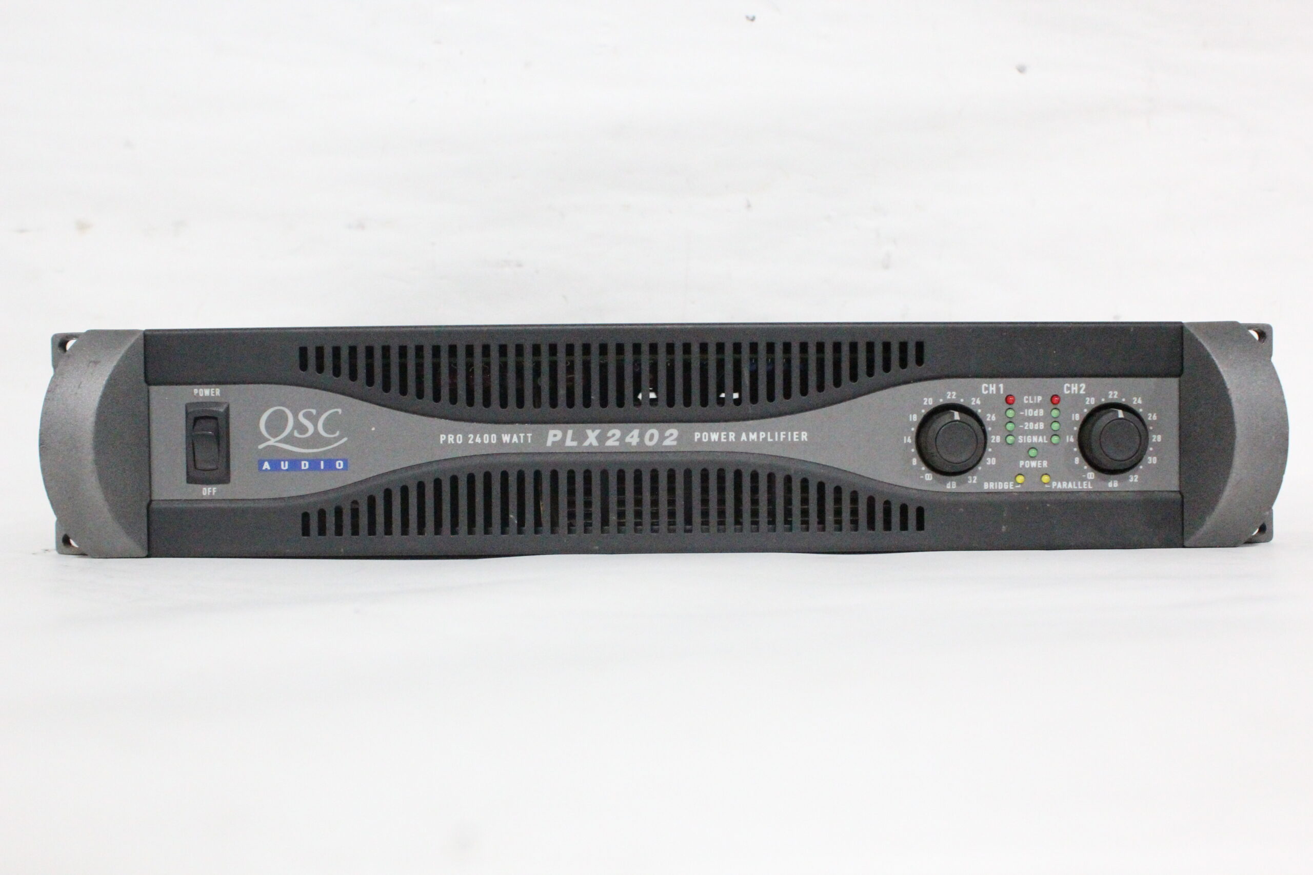 QSC PLX 2402 Two-Channel Pro 2400 Power Amplifier · AVGear