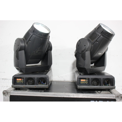 2 Martin MAC 2000 Wash XB Moving Head Lights in Wheeled Hard Case 14825373 Fixture Hours - 1