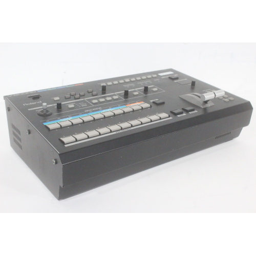 Roland V-800HD MKII Multi-Format Video Switcher - 1