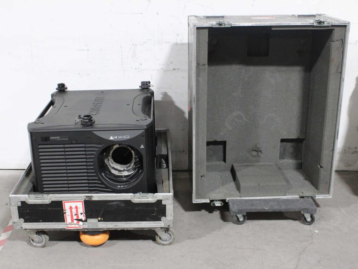 Christie HD20K-J Roadster 1080P 3DLP 20000 Lumen Large Venue Projector w/  Remote and (4) I/O Cards in Wheeled Hard Case