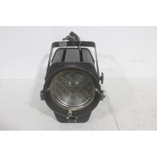 4 Strand Lighting Fresnel 8 Studio Ligts w 4 C-Clamps, 4 Safety Cables & 4 Barn Doors - 2