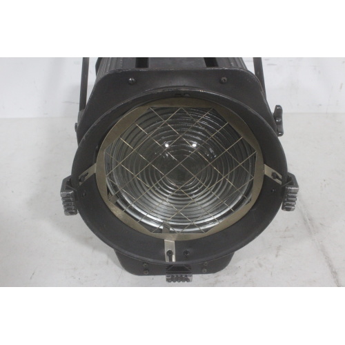 4 Strand Lighting Fresnel 8 Studio Ligts w 4 C-Clamps, 4 Safety Cables & 4 Barn Doors - 6